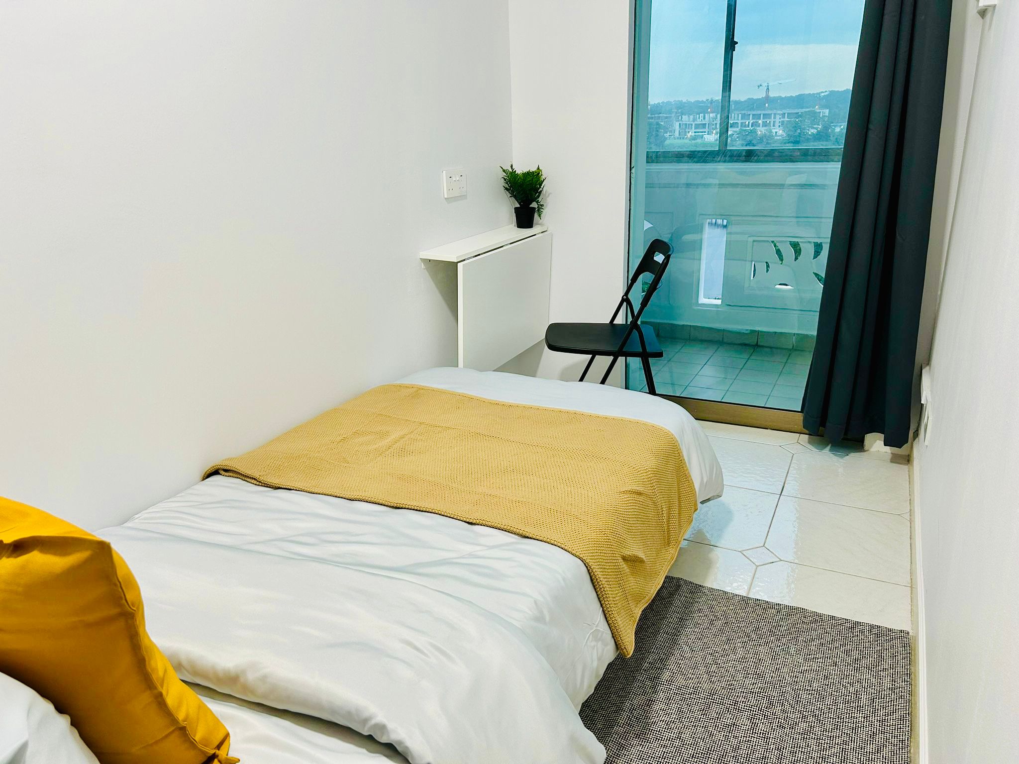 Room 103 at Orchid Park 1 — photo 1
