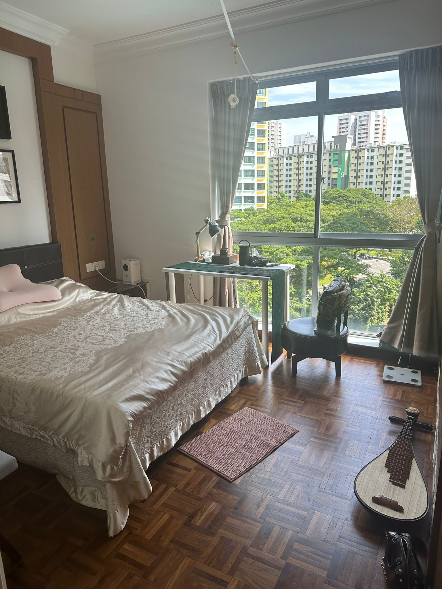 Master Room 403 at Emerald Park 1