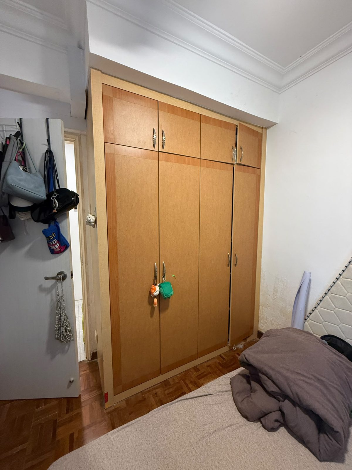 Room 405 at Emerald Park 1 — photo 1